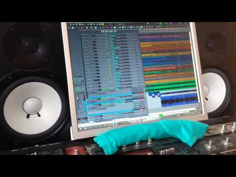 Mc Toshiba   previa Tamborzao  Studio THG