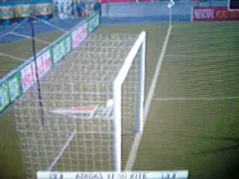 Luis Fabiano O FABULOSO - Gol de calcanhar WE