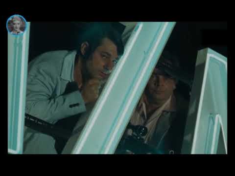 Pierre Richard et le champagne dans "Le retour du grand blond"