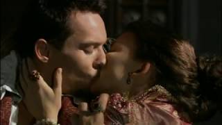 Henry VIII & Anne Boleyns all kisses (The Tudo