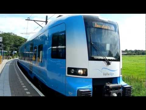 Connexxion Protos 5031 vertrekt uit Station Barneveld Noord
