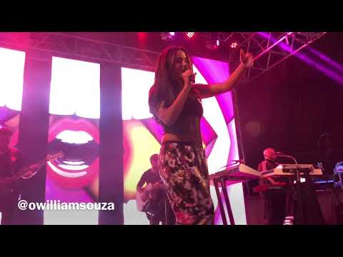 Anitta - Coladinha em Mim