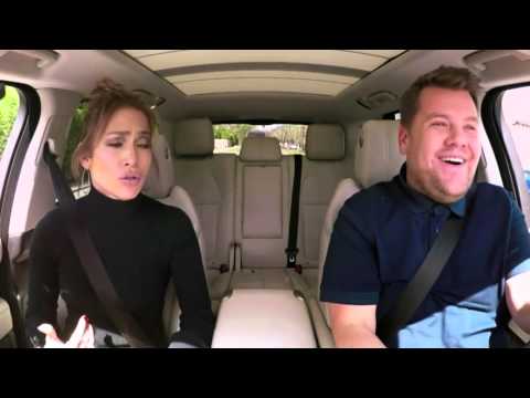 JLo sings Qué hiciste.