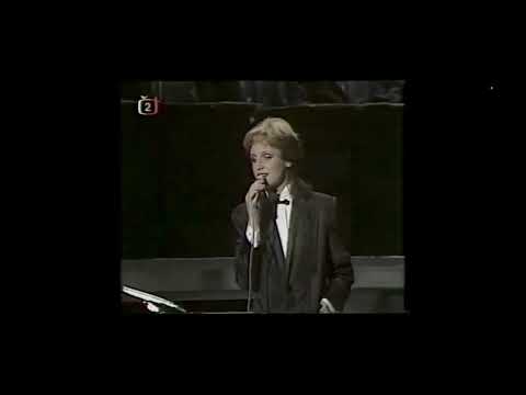 Benetomm Moje mala premiera Petra Janu