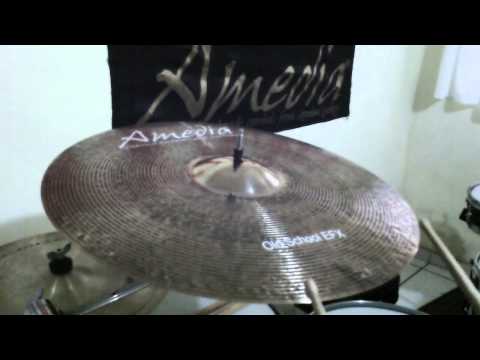 Old School EFX Crash de "18 - Amedia Cymbals Brasil