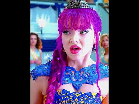 Back in my Descendants era? #fyp #descendants #disney #shorts