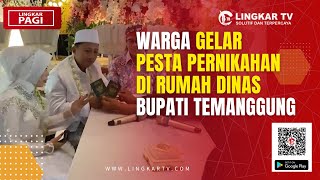 Residents held a wedding party at the official residence of the Regent of Temanggung.