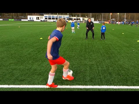 Voetbalclinic DVSA tot de lunch deel 1.