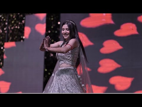 Bride Surprise dance performance for family on sangeet♥️
