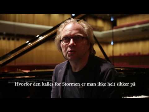 Roland Pöntinen spiller Stormen i Stormen