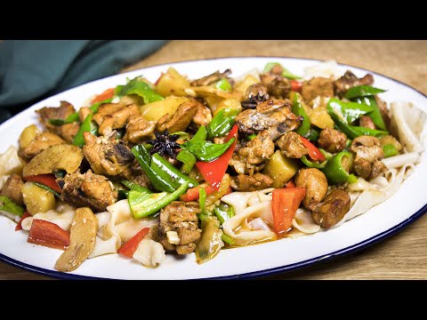 Uyghur-Style Chicken Stew: Big Plate Chicken DaPanJi Recipe Handmade Hand-pulled Noodlesتوخۇ قوردىقى