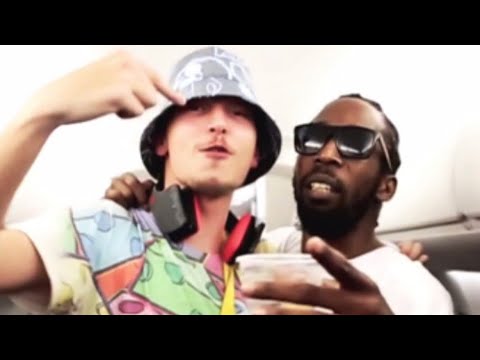 RAPPER SOX EXPOSED FOR PISSING ON BABY MOTHER… RELATIONSHIP ABUSE… A MOTHERS STORY 1990-1993 pt1…. 