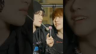 Download lagu i would really FAINT if #CHENLE stares at me like that 😵 #renjun #nctdream #zhongchenle #huangrenjun mp3