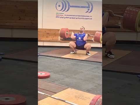 Ali Davoudi (+110) 260 kg clean