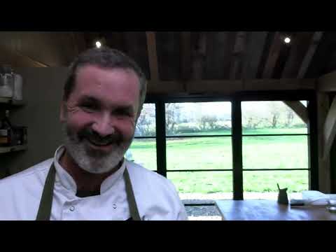 How to cook your Deerbox.co.uk Venison Wellington for Christmas.  With Jon Coates & Mike Robinson