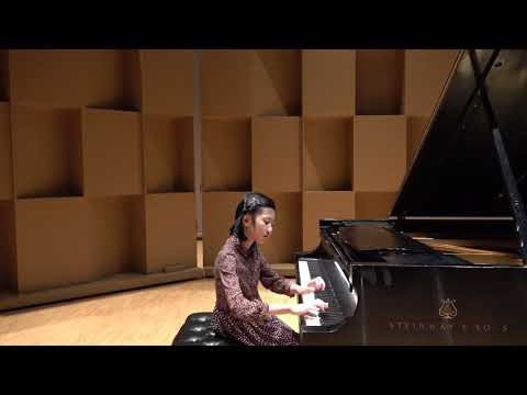 Sophia Liu (11 yrs) plays Schumann/Tausig - “The Smuggler”