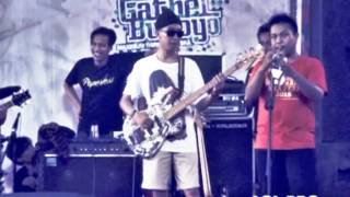 Download lagu orkeska gathel budoyo - punk holiday   l o v e mp3
