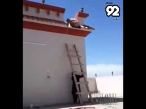 nggak-bisa-turun-vs-dilempar-sandal-mana-pilihanmu