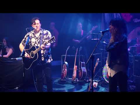 Paul McCann - Love is all that Matters (ft. Sylvie Lewis) Live from Townhall Cavan