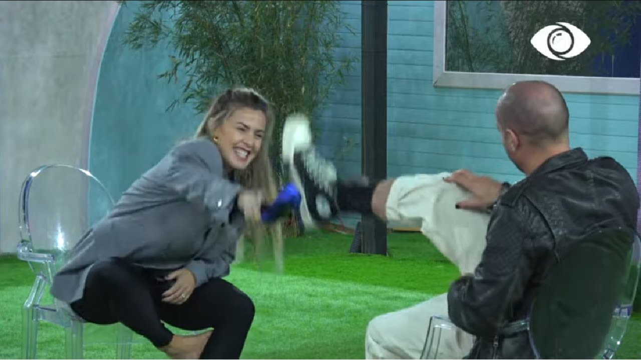 Ftesë në 5 në BBV/Olta gjuan Kristin me këpucë