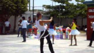 preview picture of video 'cobach 09 champoton festival del dia de las madres baile improvisado'