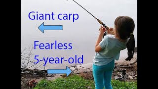 5 YEAR OLD GIRL wrestles GIANT carp for the first time