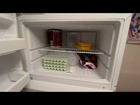 GE® 21.9 Cu. Ft. Top-Freezer Refrigerator