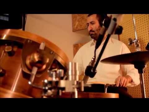 Mark Moshayev 9 beats Drum Solo with Guitar-מרק מושייב 9 פעימות