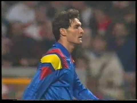 31/03/1993 World Cup Qualifier DENMARK v SPAIN