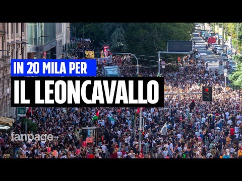 Twenty thousand people gathered in Milan for the Leoncavallo protest. Claudio Bisio said: "Closin...