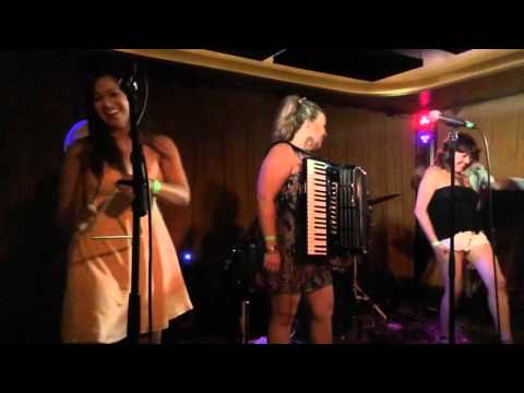 En Canto | Barboza 07.31.15