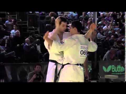 Igor Riadnov (Russia) v Zsolt Zsiga (Russia) Mens Middleweight Qtr Final Round 2013