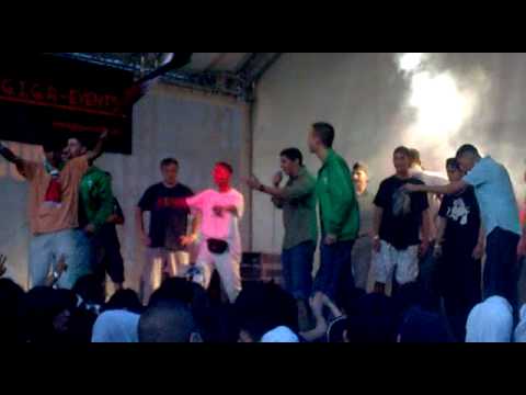 Baccardi ft. G-Blood - Ghettostars