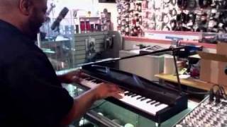 Video thumbnail for KORG microPiano by Paul Sommer
