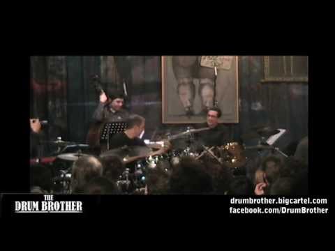 Dave Weckl and Tony Arco - 'Drum Battle' live drum cam