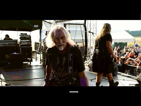 LAUTR - Pak si z okna skočila (official videoclip) LIVE Holba Rock na grilu 2021