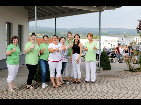 Festivalstimmung für den begehrten Pieks: Große Impfaktion der Praxis Razavi