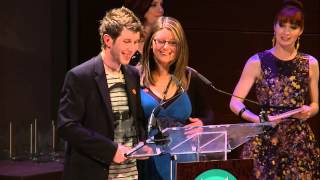 Felicia Day presents the #Fansite Shorty Award to Sherlockology and 1D Updates