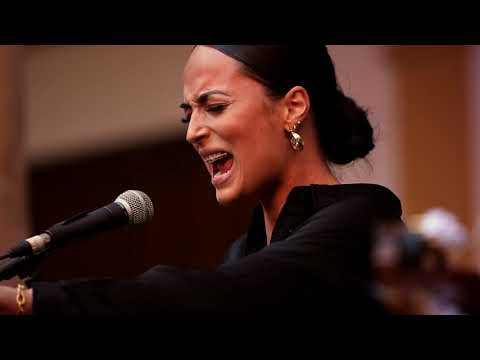 MERECE LA PENA - AMARA RODES (EN ACTUACIÓN)