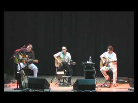 Before you accuse me - DOC SOUND Acoustic Guitar Trio