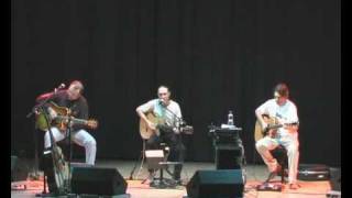 Before you accuse me - DOC SOUND Acoustic Guitar Trio