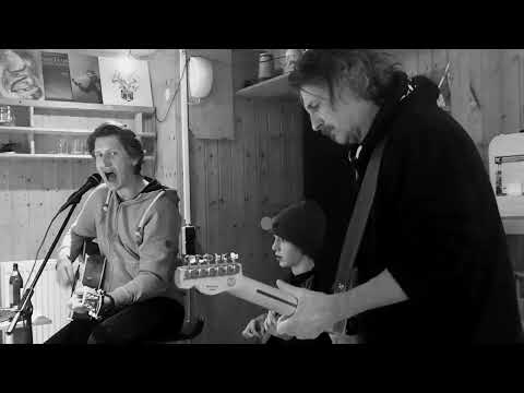 Straßenbahn des Todes im Proberaum.