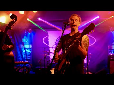 Gumption - "Shake Yer Bacon", Vagon Klub, Praha, 15.1. 22
