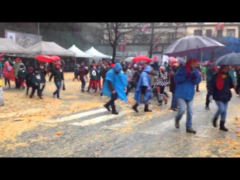 CARNEVALE IVREA - fine della battaglia delle arance