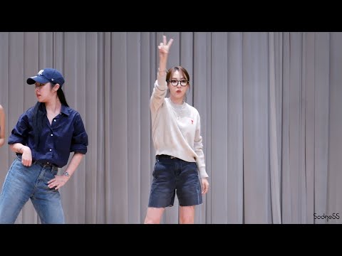 210613 FANSIGN MAMAMOO MOONBYUL AYA 2x Faster Dance FANCAM