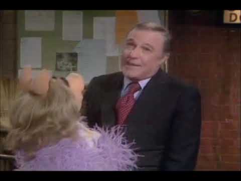 Miss Piggy Scenes Compilation - The Muppet Show