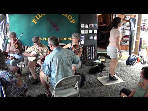 Traditional music and clogging-Clifftop 2011