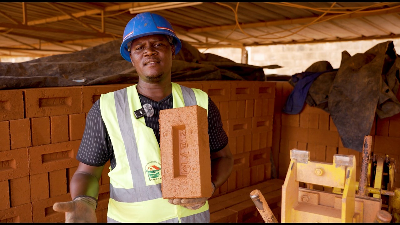 🇧🇫 BURKINA FASO – À la découverte des métiers verts et verdissants : l’écoconstruction