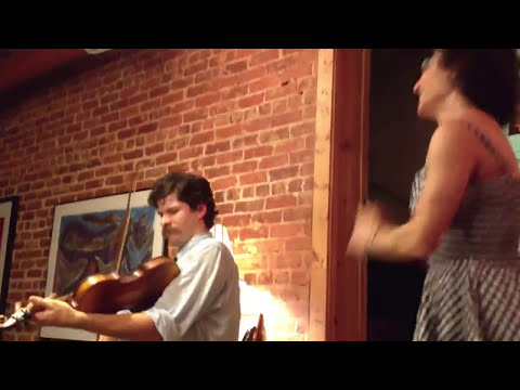 Frank Fairfield and Miss Moonshine - Dueling Fiddle and Feet! Hoedown @ Grocery on Home