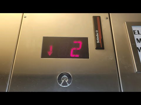 Sticky Buttons! | Schindler MT Hydraulic Elevator @ AMC Livonia 20 Theatre, Livonia Michigan